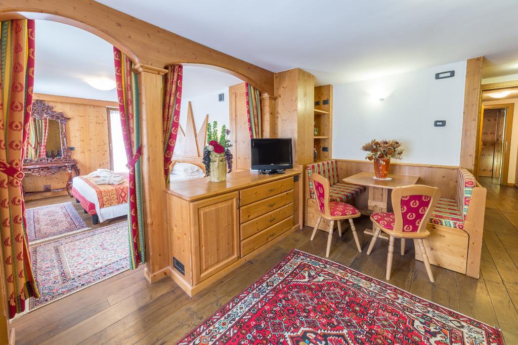 Excelsior Planet Hotel Breuil-Cervinia Bagian luar foto