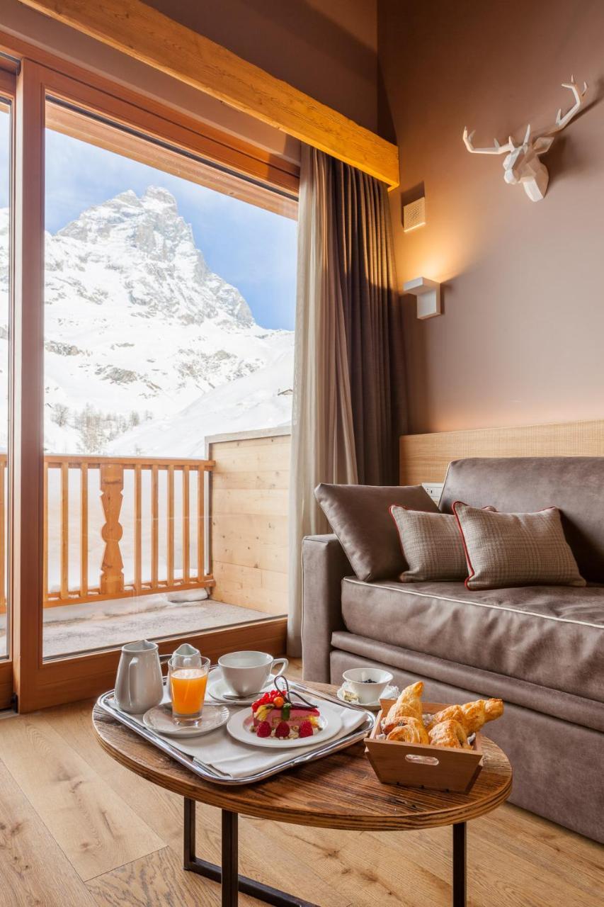 Excelsior Planet Hotel Breuil-Cervinia Bagian luar foto