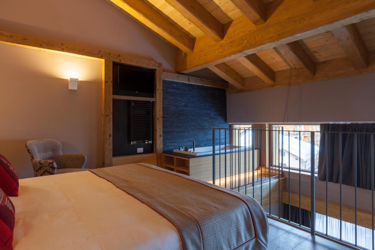 Excelsior Planet Hotel Breuil-Cervinia Bagian luar foto